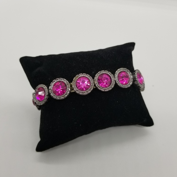 Jewelry - gunmetal and hot pink rhinestone stretch bracelet
